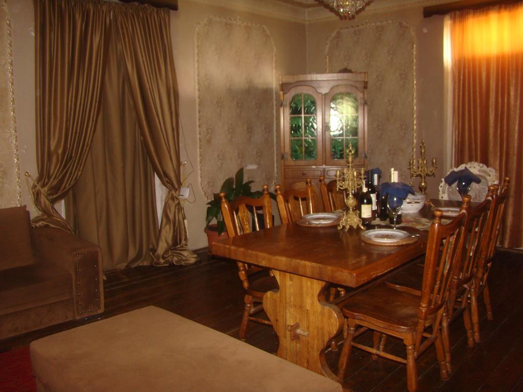 Guest House Temuri Batumi Ngoại thất bức ảnh