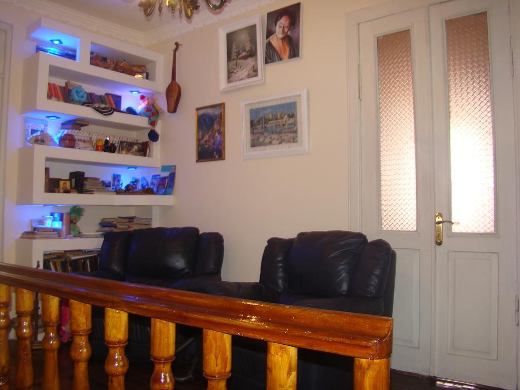 Guest House Temuri Batumi Ngoại thất bức ảnh