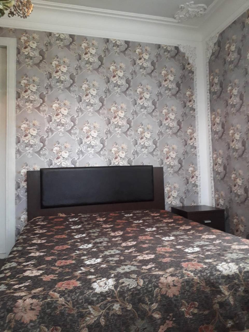 Guest House Temuri Batumi Ngoại thất bức ảnh